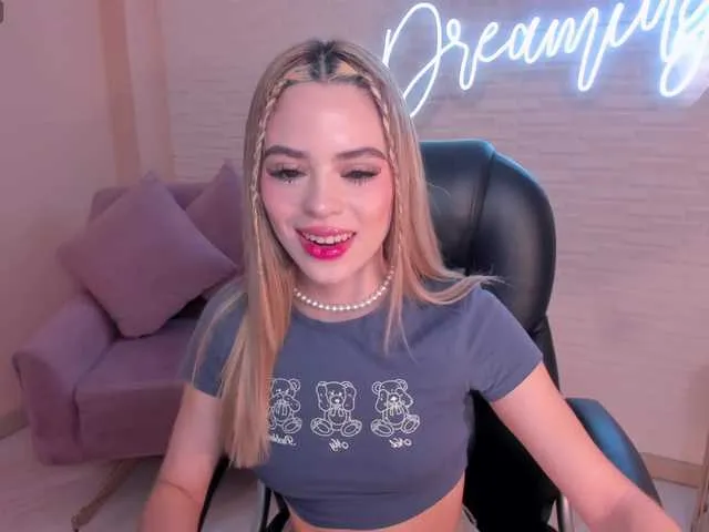 Live sex webcam photo for JuanitaClay #290902939