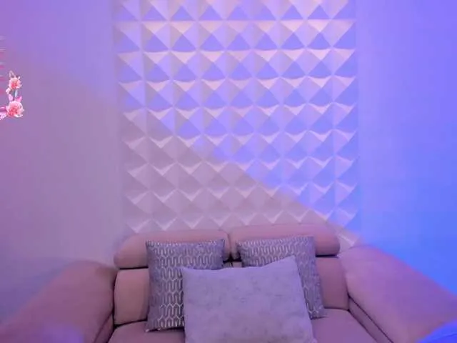 Live sex webcam photo for JuanitaClay #291702921