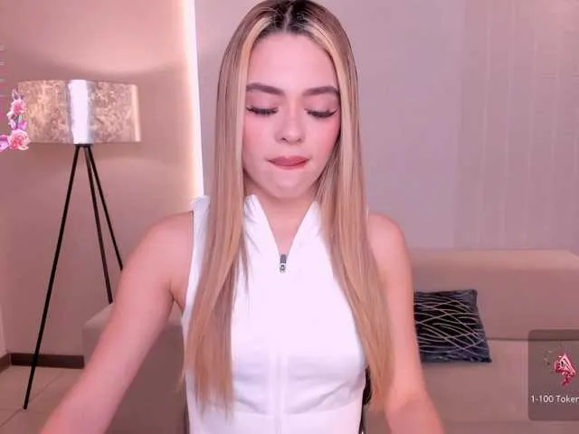 Live sex webcam photo for JuanitaClay #291805201