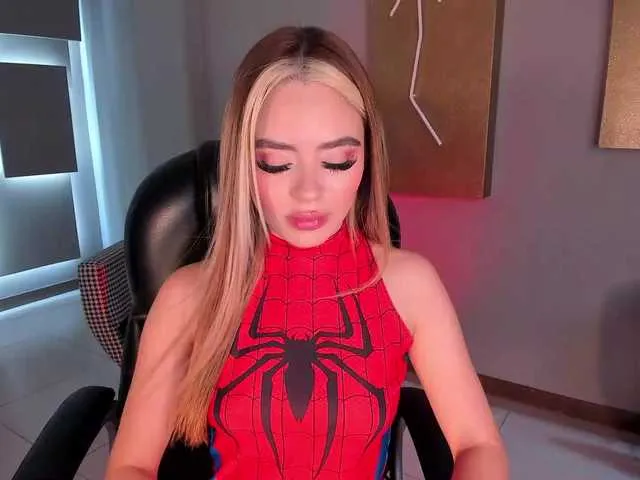 Live sex webcam photo for JuanitaClay #292185554