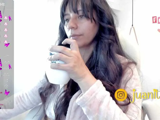 Live sex webcam photo for Juanitadoll #278095923