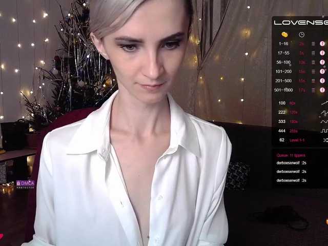 Live sex webcam photo for Judy-Hot #271910711