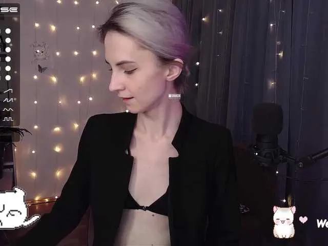 Live sex webcam photo for Judy-Hot #272389172