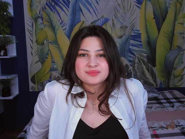 Live sex webcam photo for JudyLaura #272906140