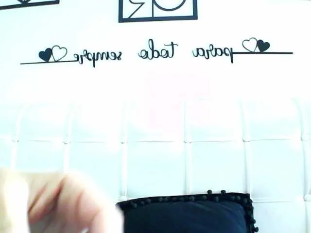 Live sex webcam photo for Juhh-cute #291417536