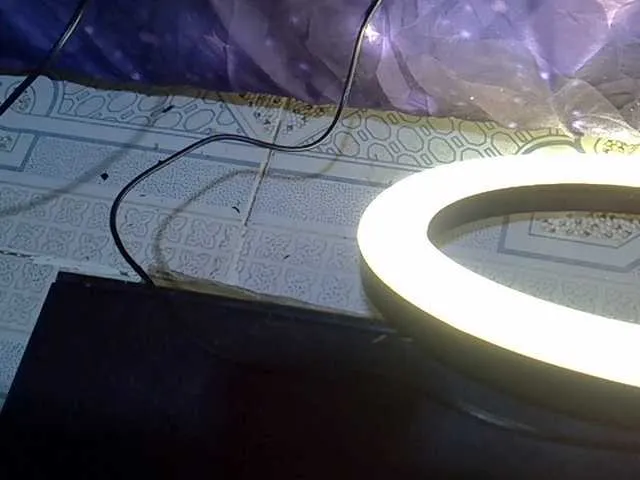 Live sex webcam photo for Juicy-pussy1 #291589373