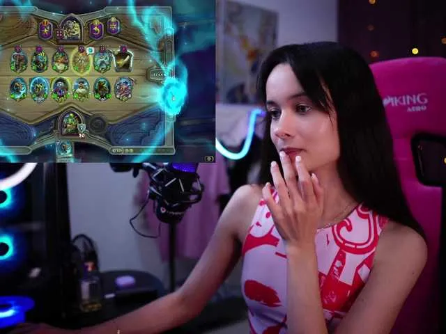 Live sex webcam photo for JuicyAngel #278049654