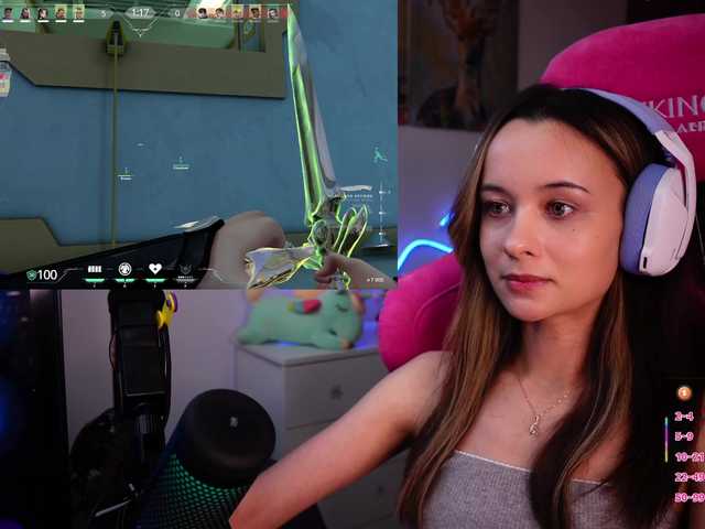 Live sex webcam photo for JuicyAngel #290565025