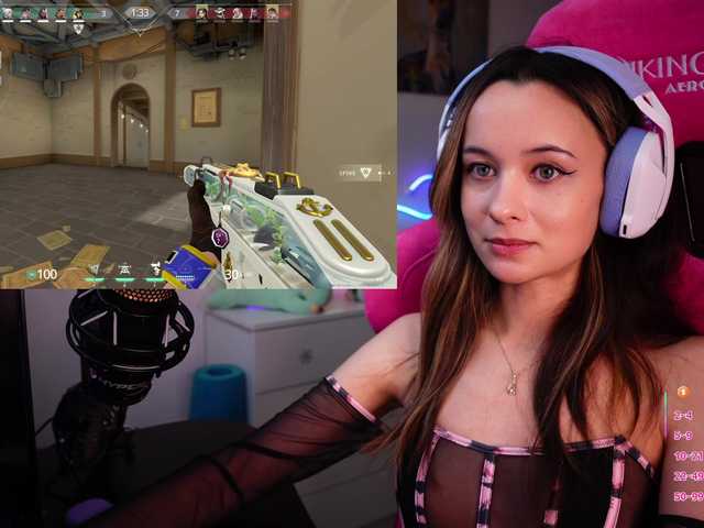 Live sex webcam photo for JuicyAngel #290586548