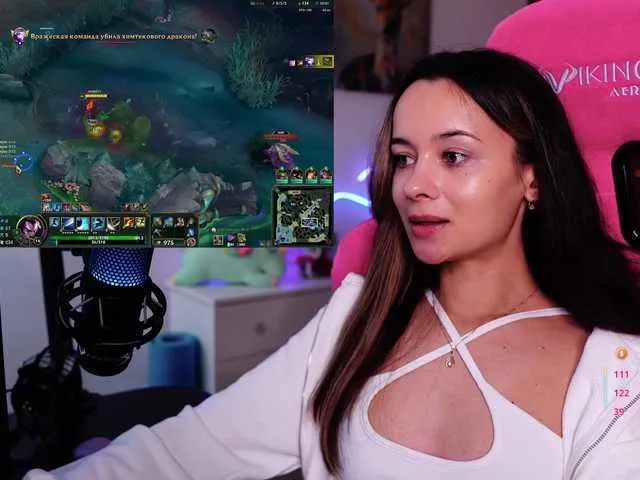 Live sex webcam photo for JuicyAngel #291009654