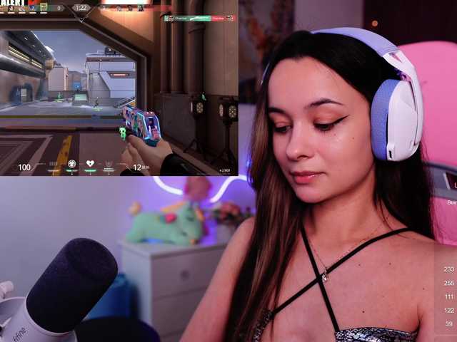 Live sex webcam photo for JuicyAngel #291459533