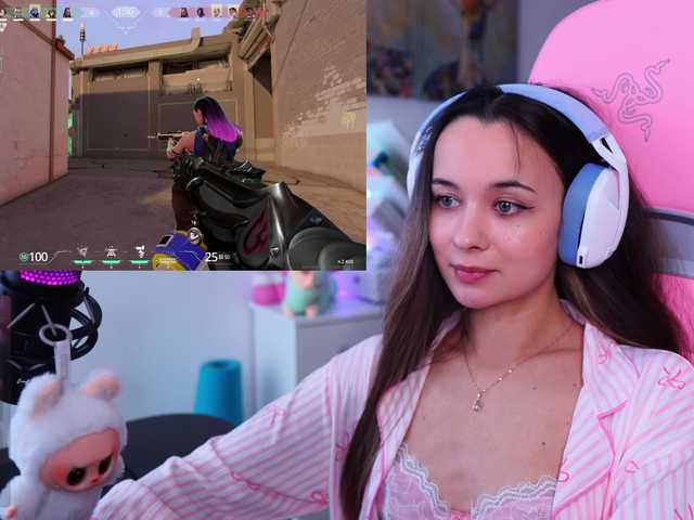 Live sex webcam photo for JuicyAngel #292376739