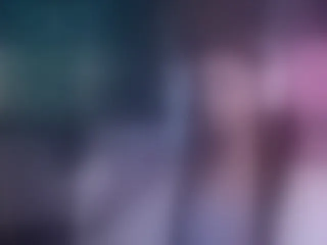 Live sex webcam photo for JuicyAngel #292757719