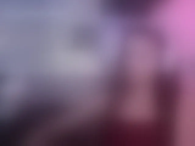 Live sex webcam photo for JuicyAngel #293022976