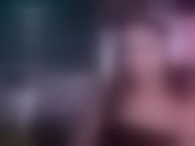 Live sex webcam photo for JuicyAngel #293608666