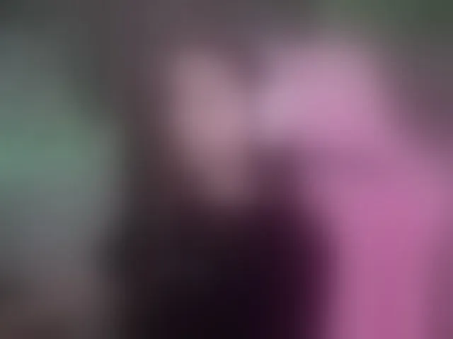 Live sex webcam photo for JuicyAngel #293786296