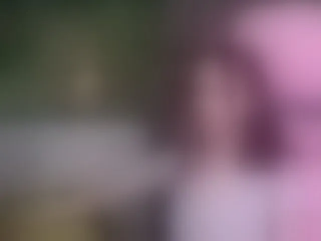 Live sex webcam photo for JuicyAngel #293921838