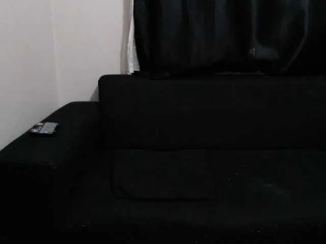 Live sex webcam photo for JuicyAss258 #274034567