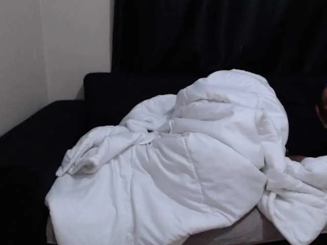 Live sex webcam photo for JuicyAss258 #274049648