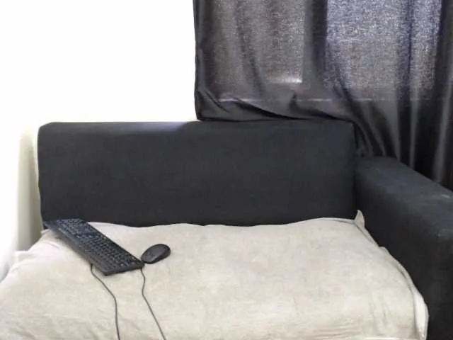 Live sex webcam photo for JuicyAss258 #274741833