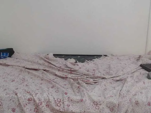 Live sex webcam photo for JuicyAss258 #277273079