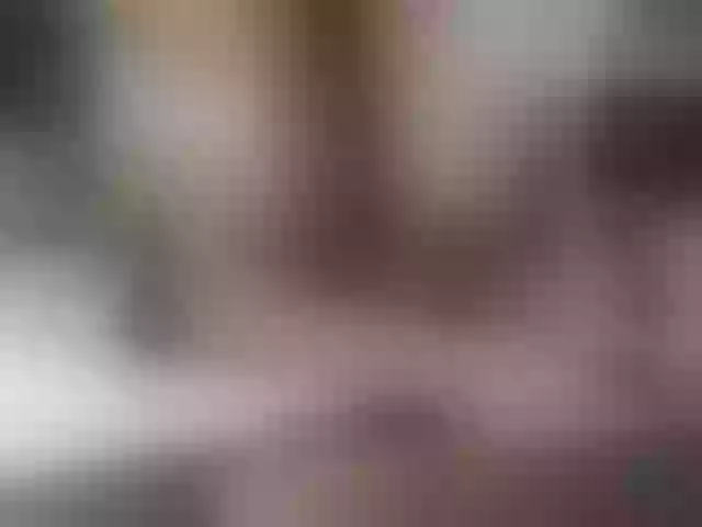 Live sex webcam photo for JuicyGloss #291979138