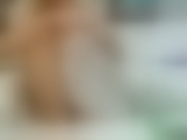 Live sex webcam photo for JuicyGloss #294117674