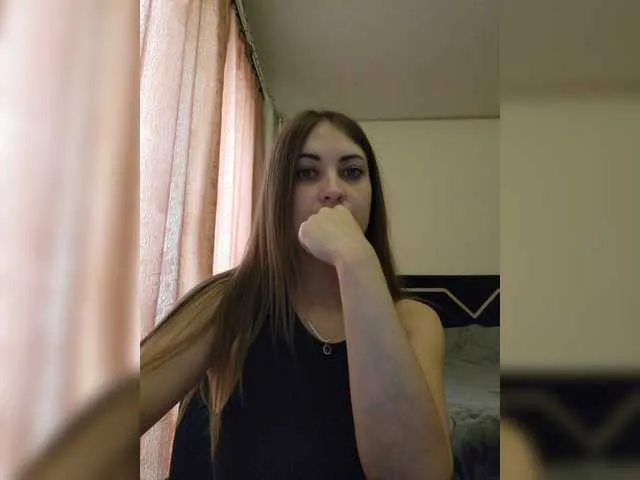 Live sex webcam photo for JuicyIrina #276725081