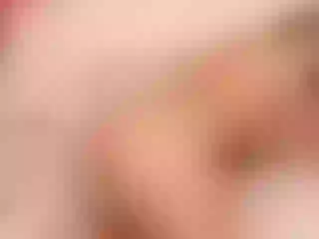 Live sex webcam photo for JuicyOlivia #290792528