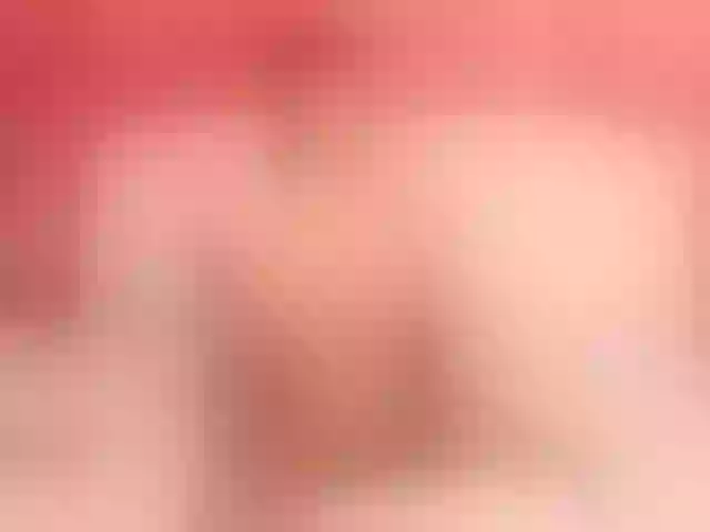 Live sex webcam photo for JuicyOlivia #290989892