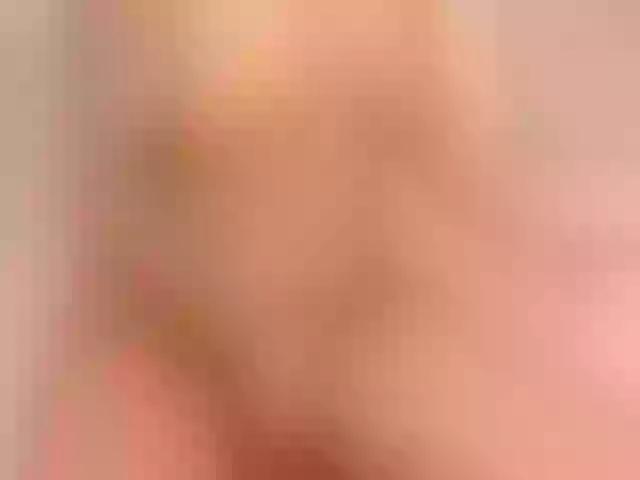 Live sex webcam photo for JuicyOlivia #291095635
