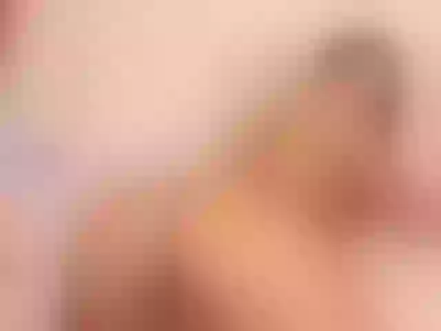 Live sex webcam photo for JuicyOlivia #291129832