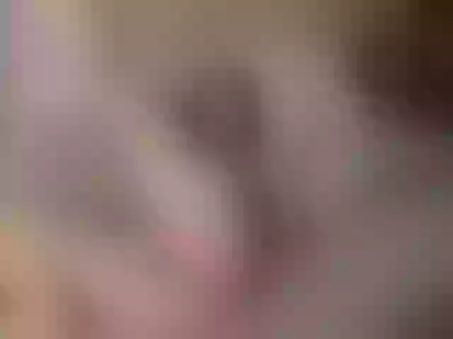 Live sex webcam photo for JuicyPeachh #291060793