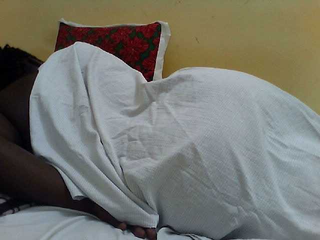 Live sex webcam photo for Juicyblackboobs #275838461