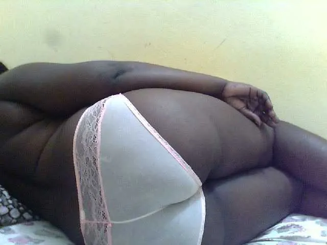 Live sex webcam photo for Juicyblackboobs #275942756