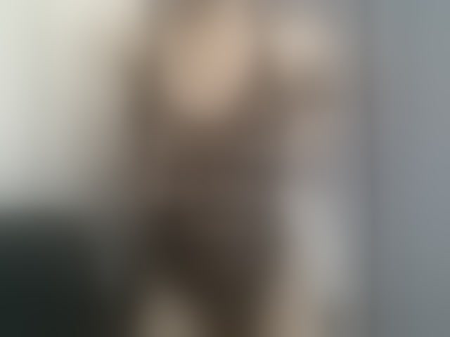 Live sex webcam photo for Juicygirl-1 #294142920
