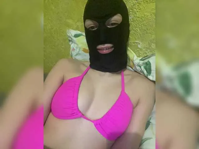Live sex webcam photo for Juicypeach69 #292682745