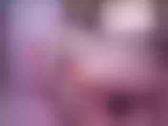 Live sex webcam photo for JuicyyAngel #273057268