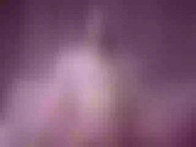 Live sex webcam photo for JuicyyAngel #275701438