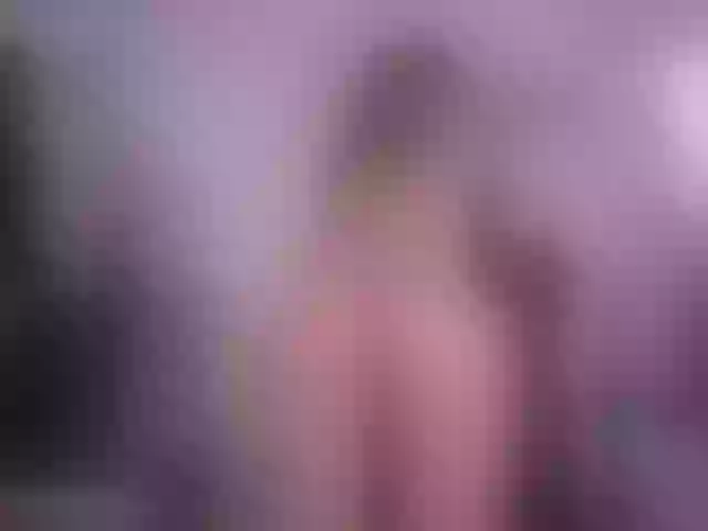 Live sex webcam photo for JuicyyAngel #276090262