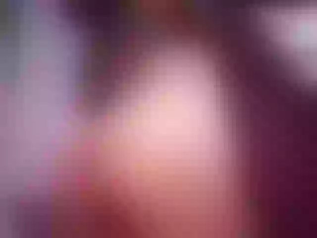 Live sex webcam photo for JuicyyAngel #276406003