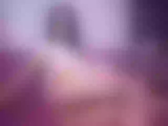 Live sex webcam photo for JuicyyAngel #276419892
