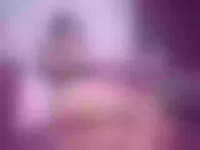 Live sex webcam photo for JuicyyAngel #276427373