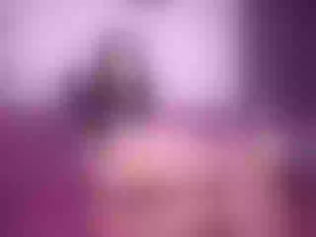Live sex webcam photo for JuicyyAngel #276461928