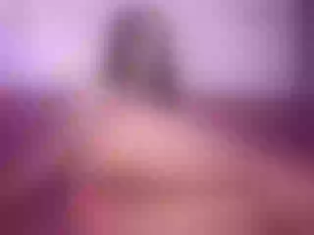 Live sex webcam photo for JuicyyAngel #276599329