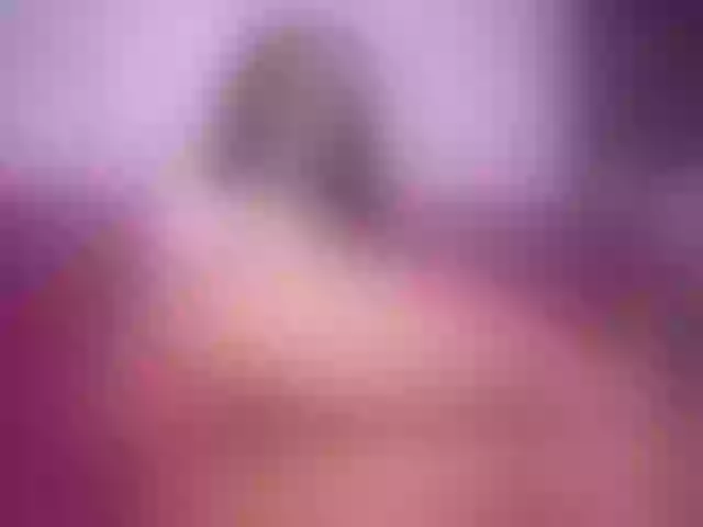 Live sex webcam photo for JuicyyAngel #276670622