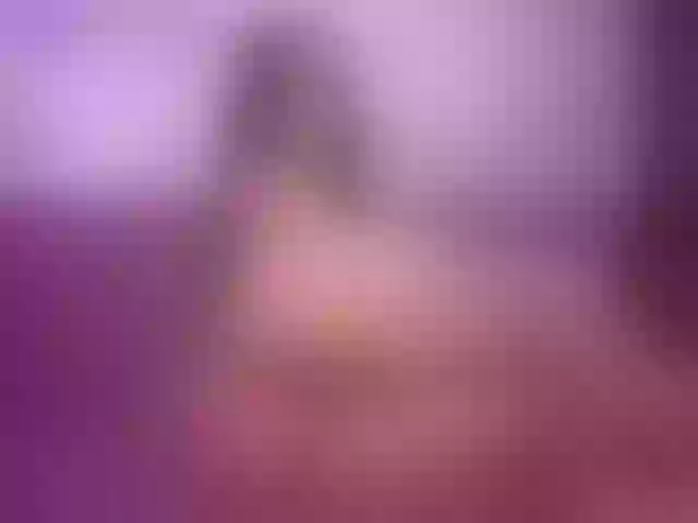 Live sex webcam photo for JuicyyAngel #277239067