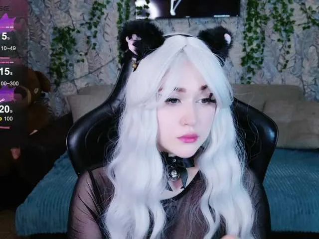 Live sex webcam photo for JulesHoney #279716495