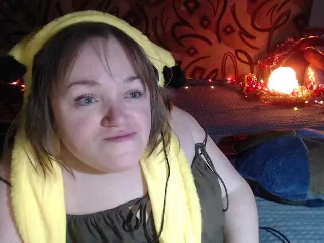 Live sex webcam photo for Julia-79 #277037978