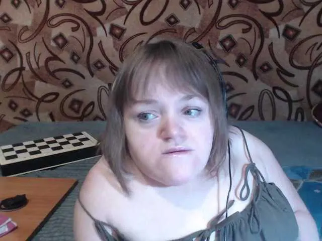 Live sex webcam photo for Julia-79 #277084717